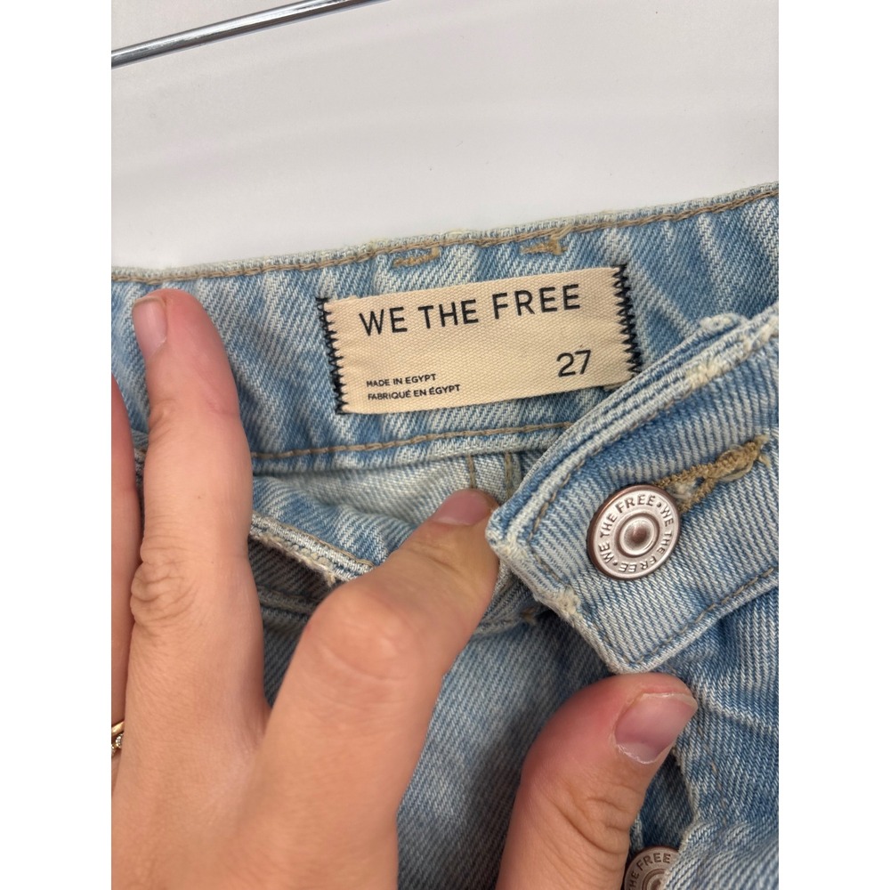 We The Free Free People Light Wash barrel Leg Jeans Size 27 Button Fly - Picture 3 of 4